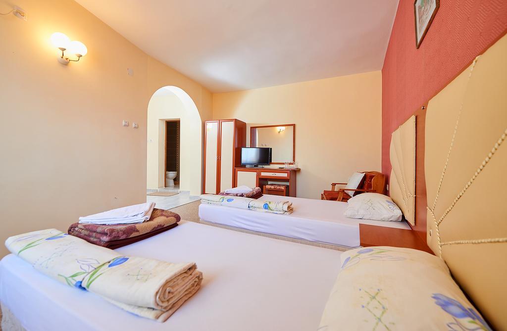 Peneka Hotel Πομόριε Εξωτερικό φωτογραφία