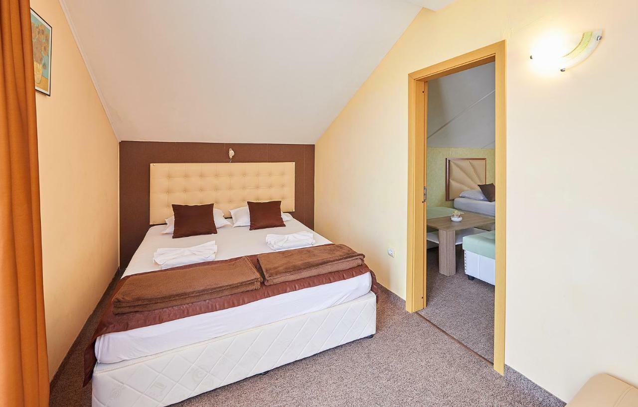Peneka Hotel Πομόριε Εξωτερικό φωτογραφία