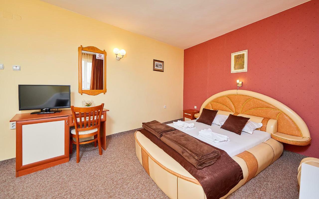 Peneka Hotel Πομόριε Εξωτερικό φωτογραφία